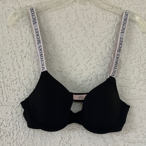 Victoria's Secret Other - Victoria's Secret Black tshirt lightly lined Bra with Logo Straps size 32C